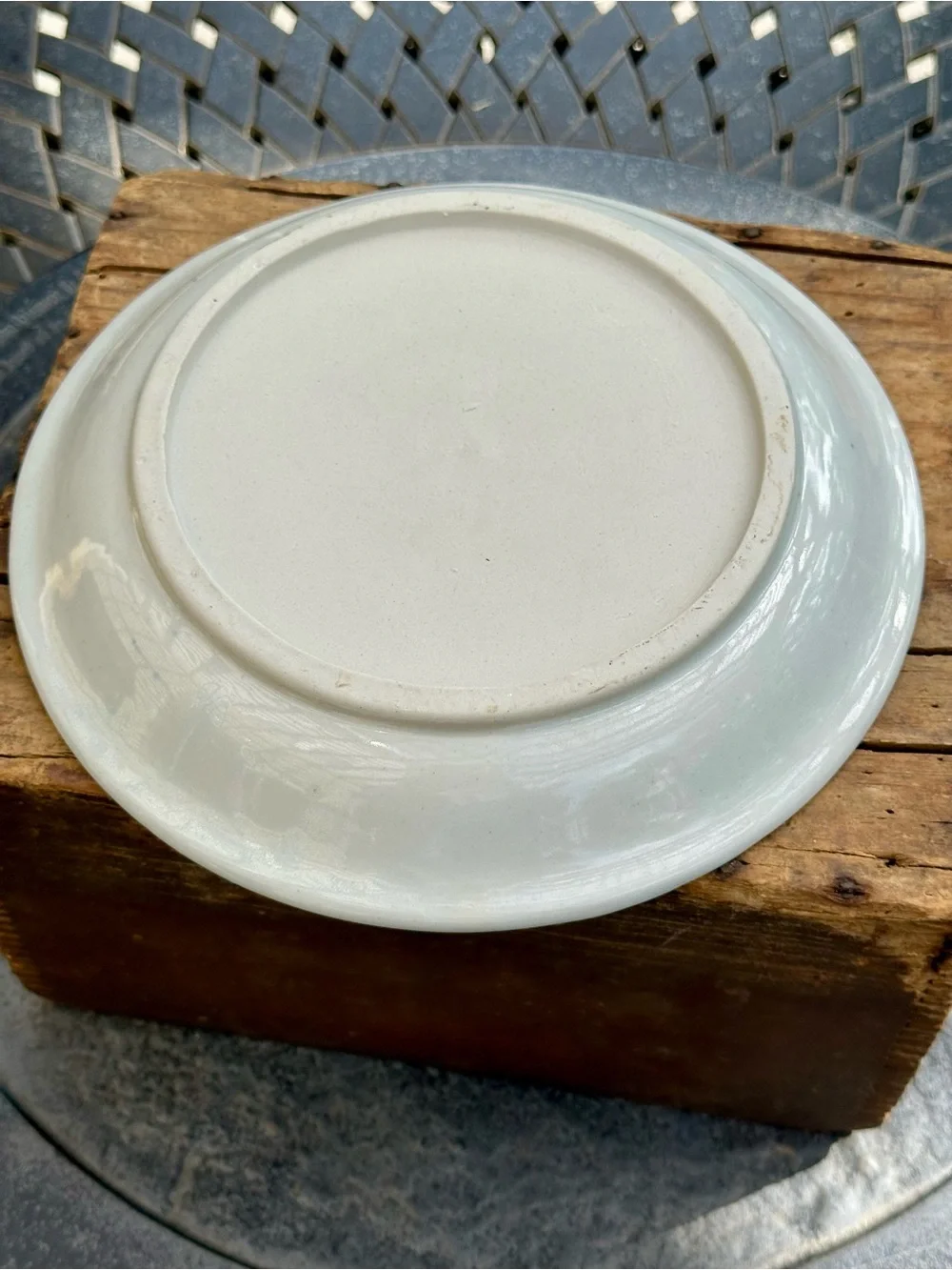 Hand Painted Blue & White Stoneware Luncheon Plate Studio Pottery 9.25”